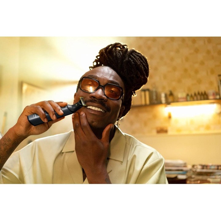 Tondeuse barbe Philips OneBlade Pro QP6651/61 - Wet & Dry inox gris