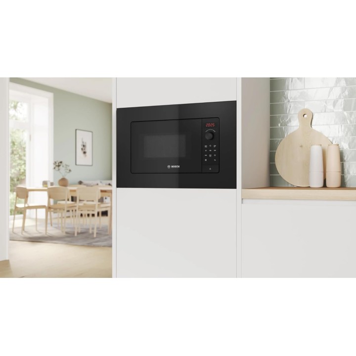 Micro-ondes encastrable Bosch Série 2 - 20L AutoPilot 7 noir - écran LED