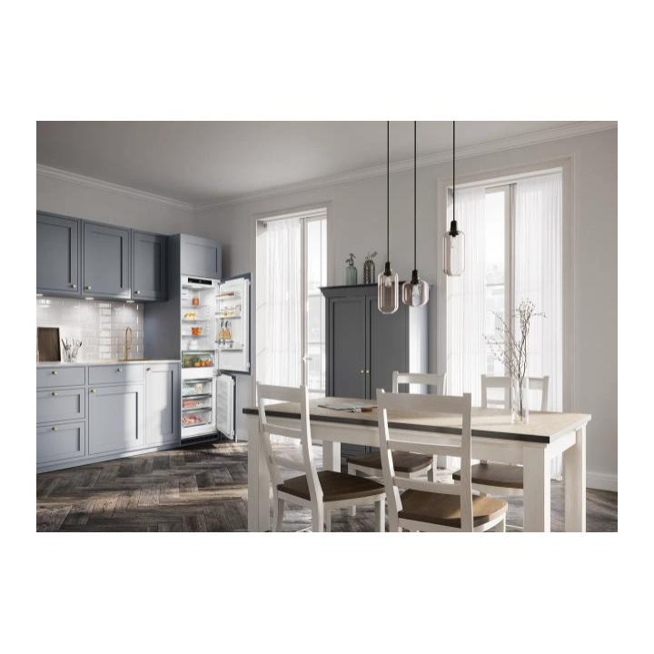 Réfrigérateur-congélateur intégrable EasyFresh NoFrost DuoCooling - Liebherr