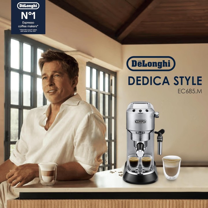 Machine à expresso automatique DeLonghi Dedica Deluxe EC685M - Acier inoxydable 15 bars