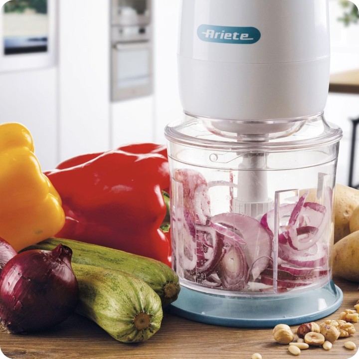Hachoir électrique Ariete 437 - 700 ml, 400 W, 4 lames inox, base antidérapante blanc