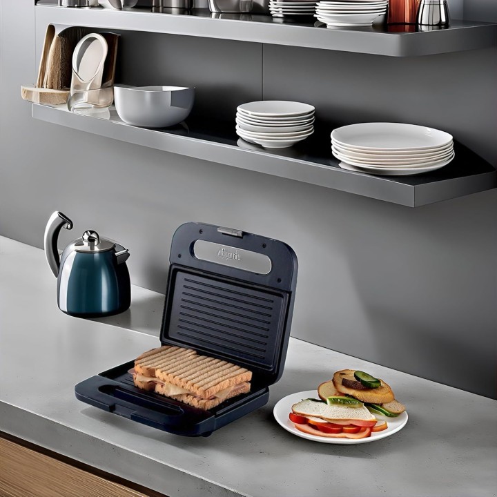 Appareil à croque-monsieur Ariete 1971 - 750W, plaques antiadhésives, rangement compact