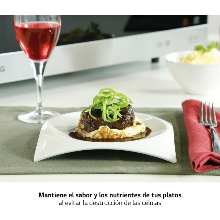 Four micro-ondes combiné LG Smart Inverter - 39L, gril, convection, inox