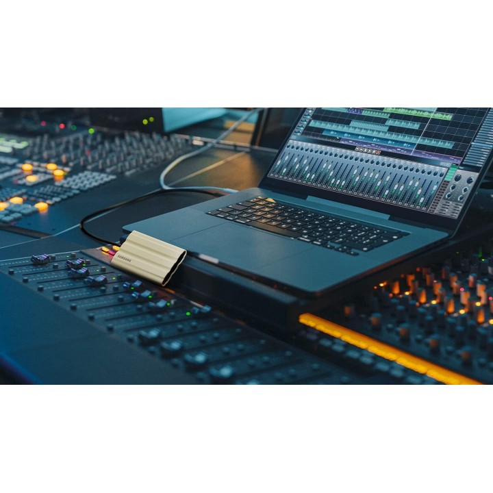 SSD portable Samsung 1 To - USB 3.2 rapide et robuste IP65