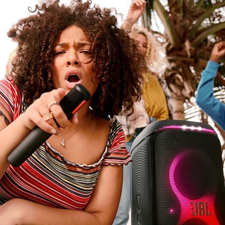 Microphones sans fil JBL Partybox – 2 micros, 20h autonomie, connexion stable, noir