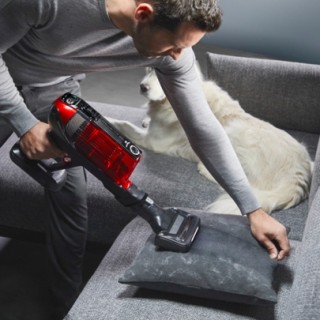 Aspirateur balai 2-en-1 sans sac manche pliable Rowenta RH99F1 HEPA autonomie 80 min