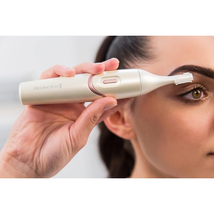 Épilateur visage multifonction Remington - 3 têtes soin, nettoyage et massage - blanc