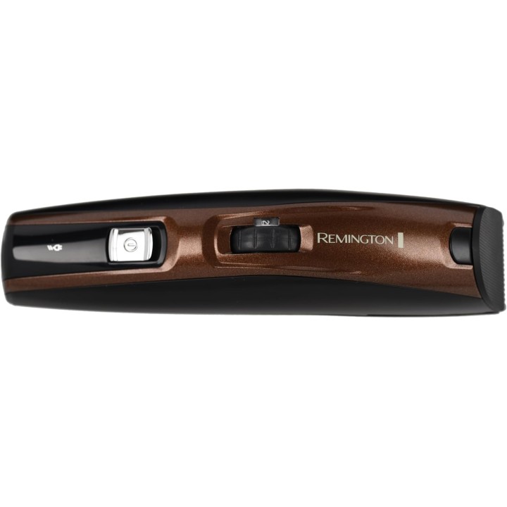 Tondeuse à barbe Remington - Lames titane auto-affûtées, sabots ajustables, sans fil, accessoires